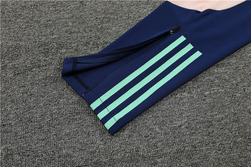 Ajax Trainingspak 23/24