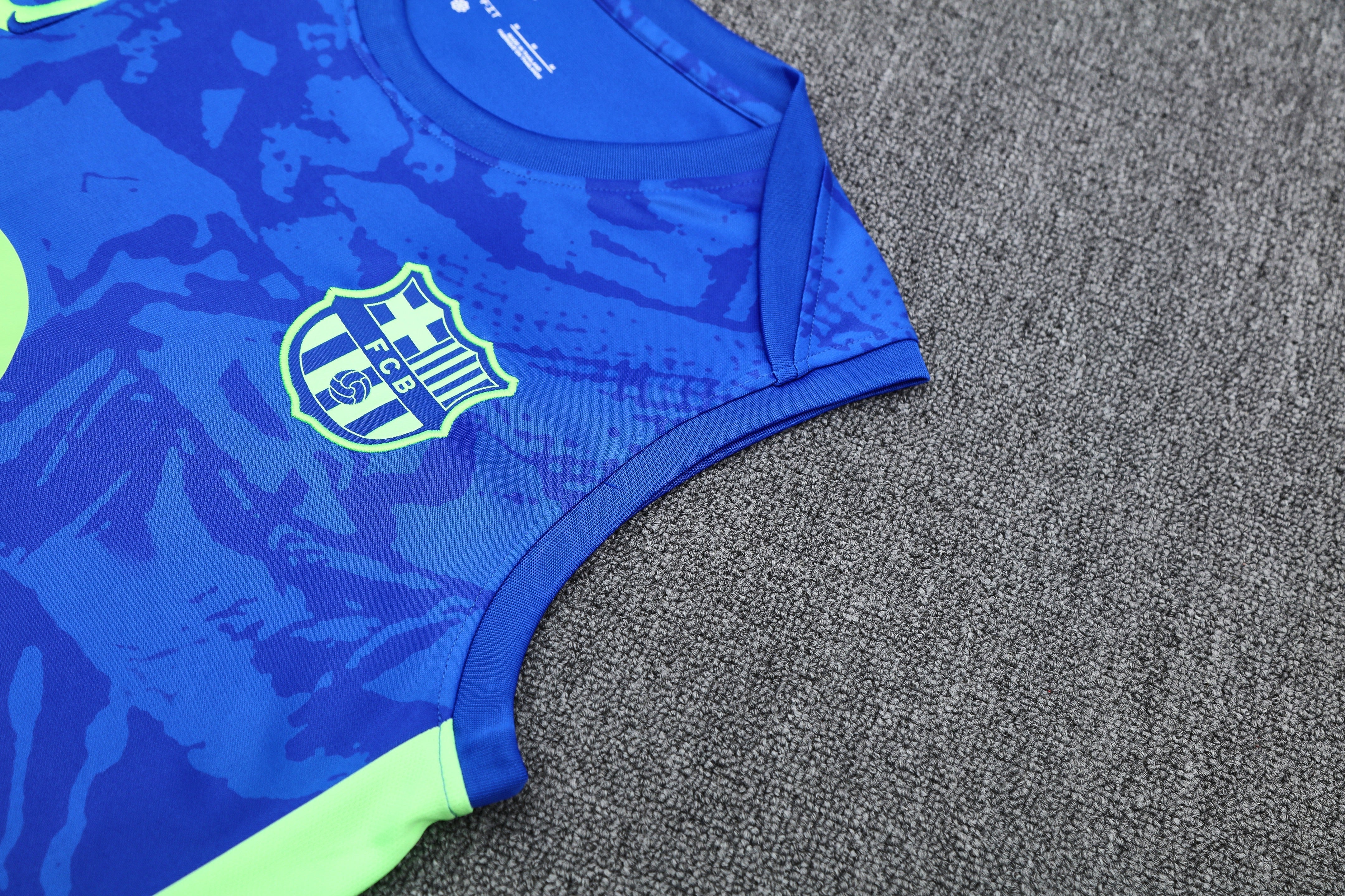 Barcelona Mouwloos Trainingsset 25/26