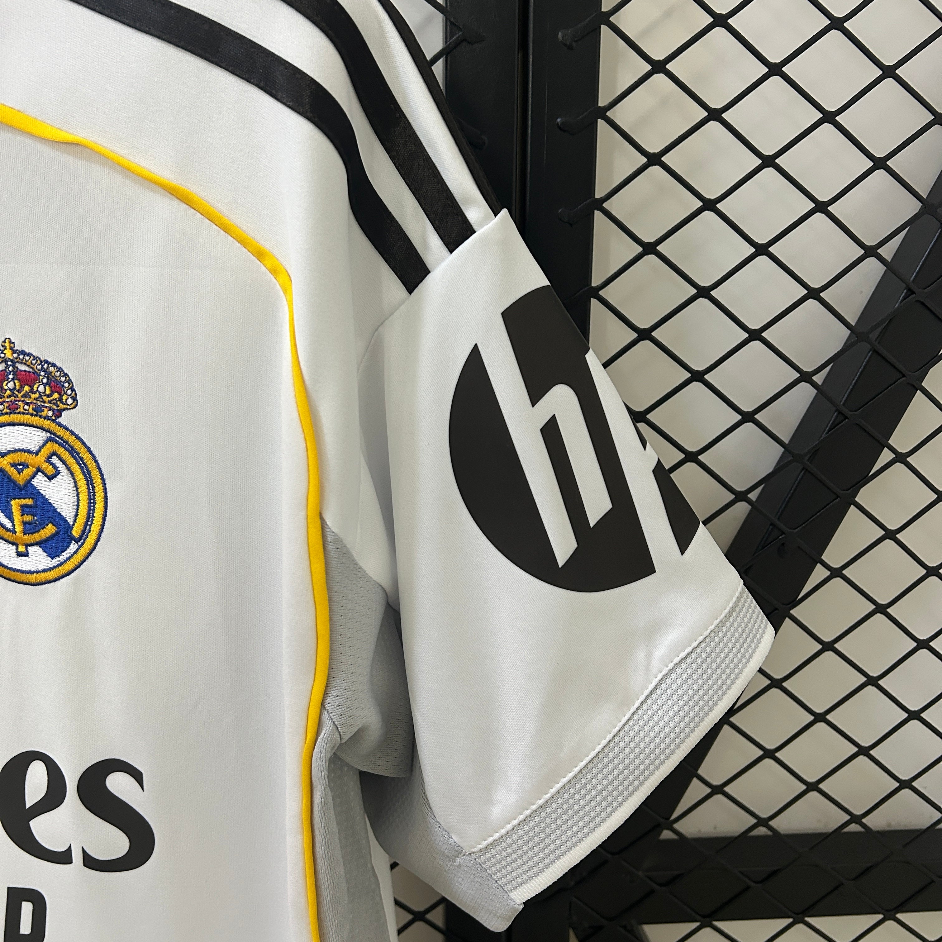 Real Madrid Thuis Shirt 25/26